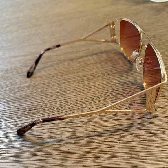Quay Baddie Behavior Sunglasses. main image 7